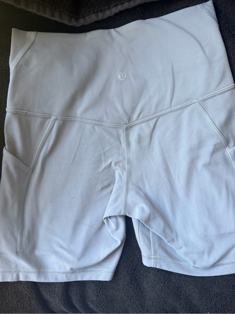 lululemon athletica White High-Waist Bike Shorts with Side Pockets size 6